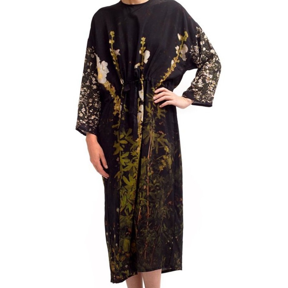 Anntian Black Mallow Print Silk Simple Dress